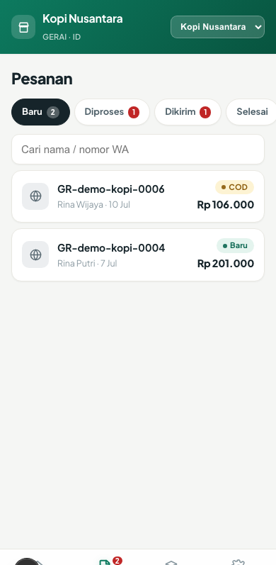 Order queue tabbed Baru, Diproses, Dikirim and Selesai with live counts, listing two orders with buyer, date and total.